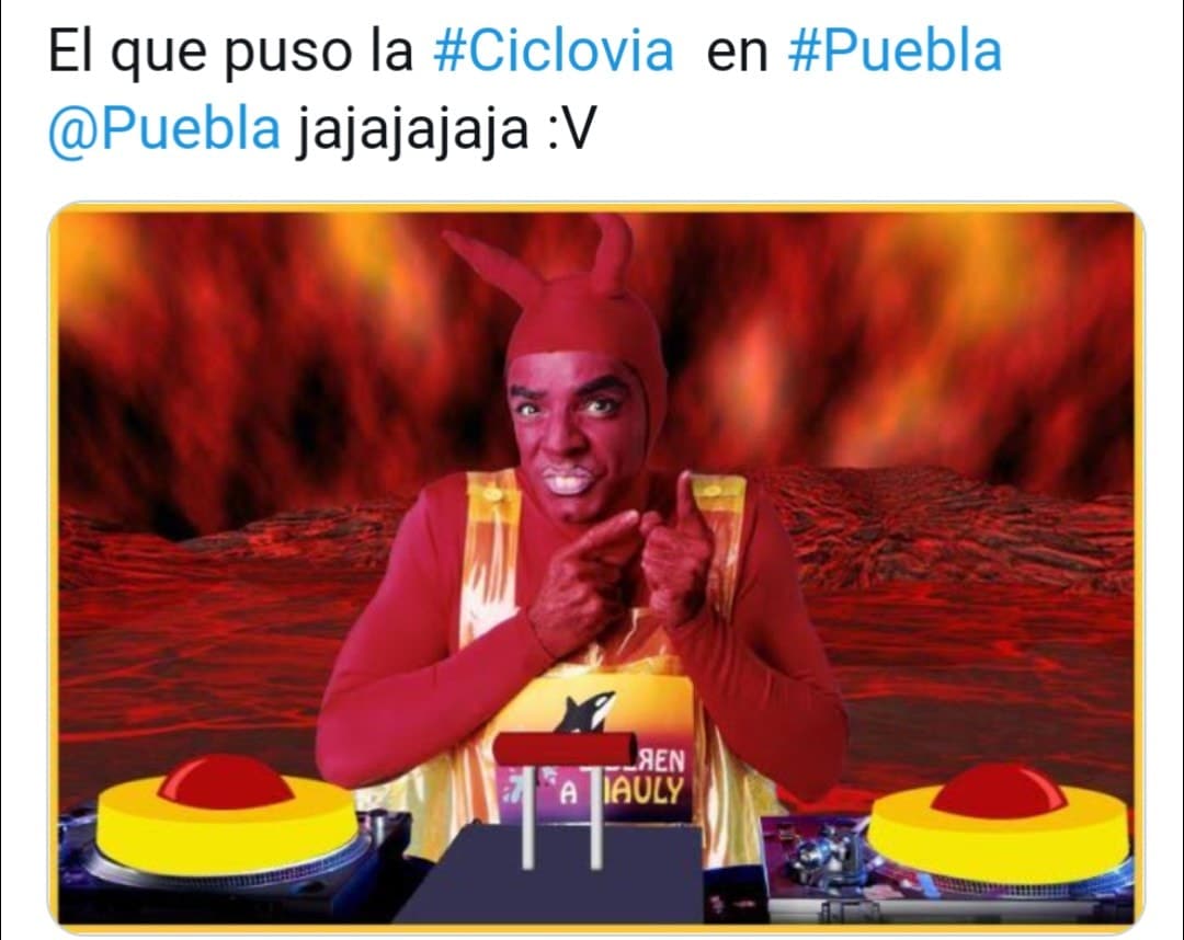 poblanos ciclovía memes