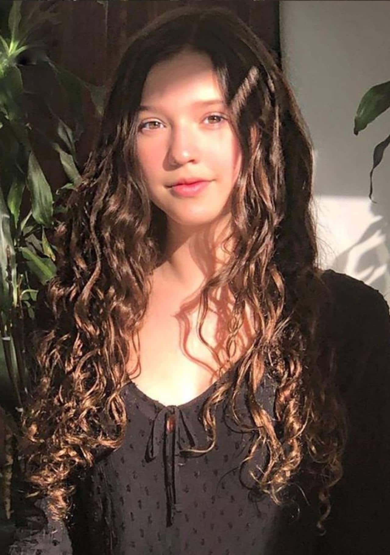Mia Rubín estrenó su video el mismo día que Ángela