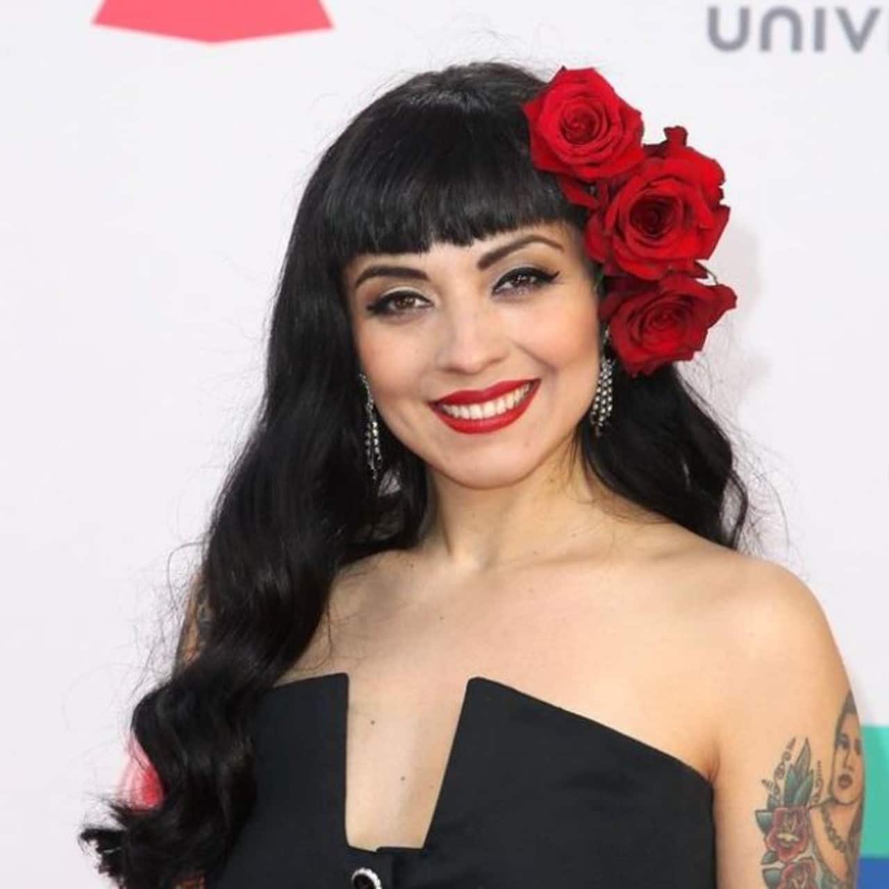 Mon Laferte foto Victoria Ruffo joven