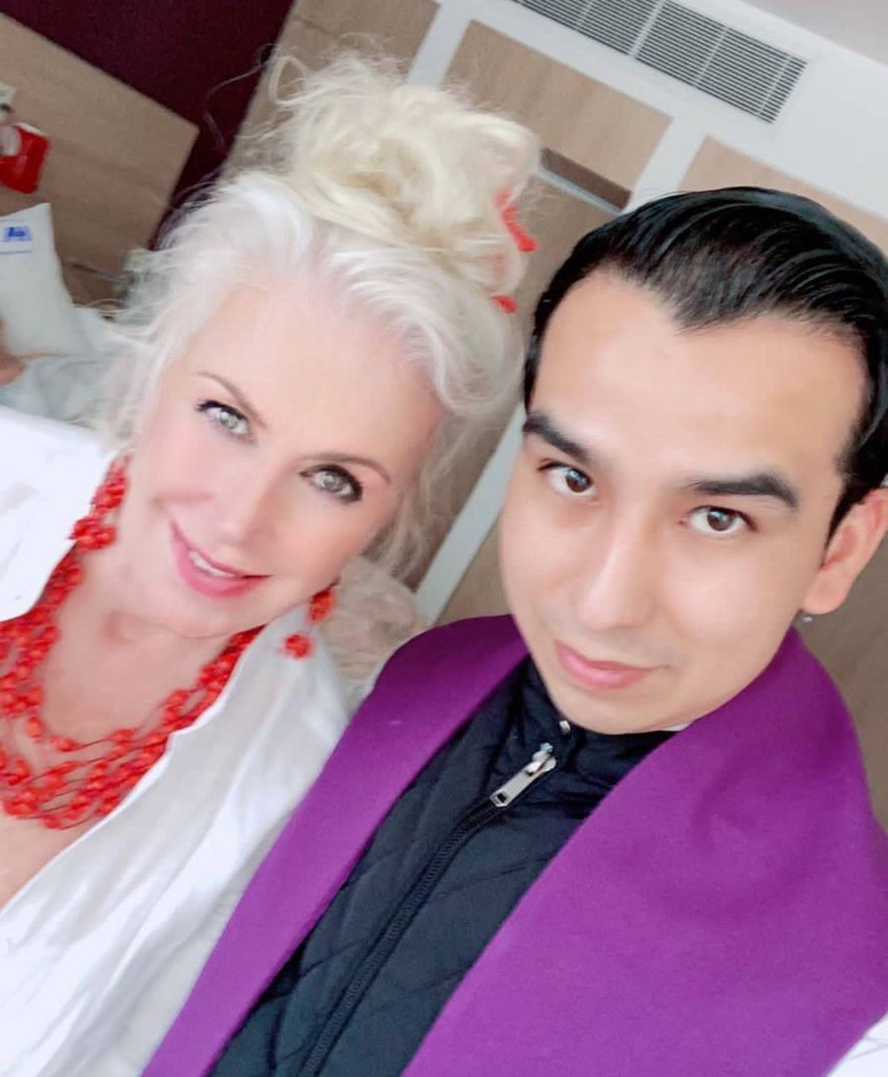 Padre falso laura zapata denuncia