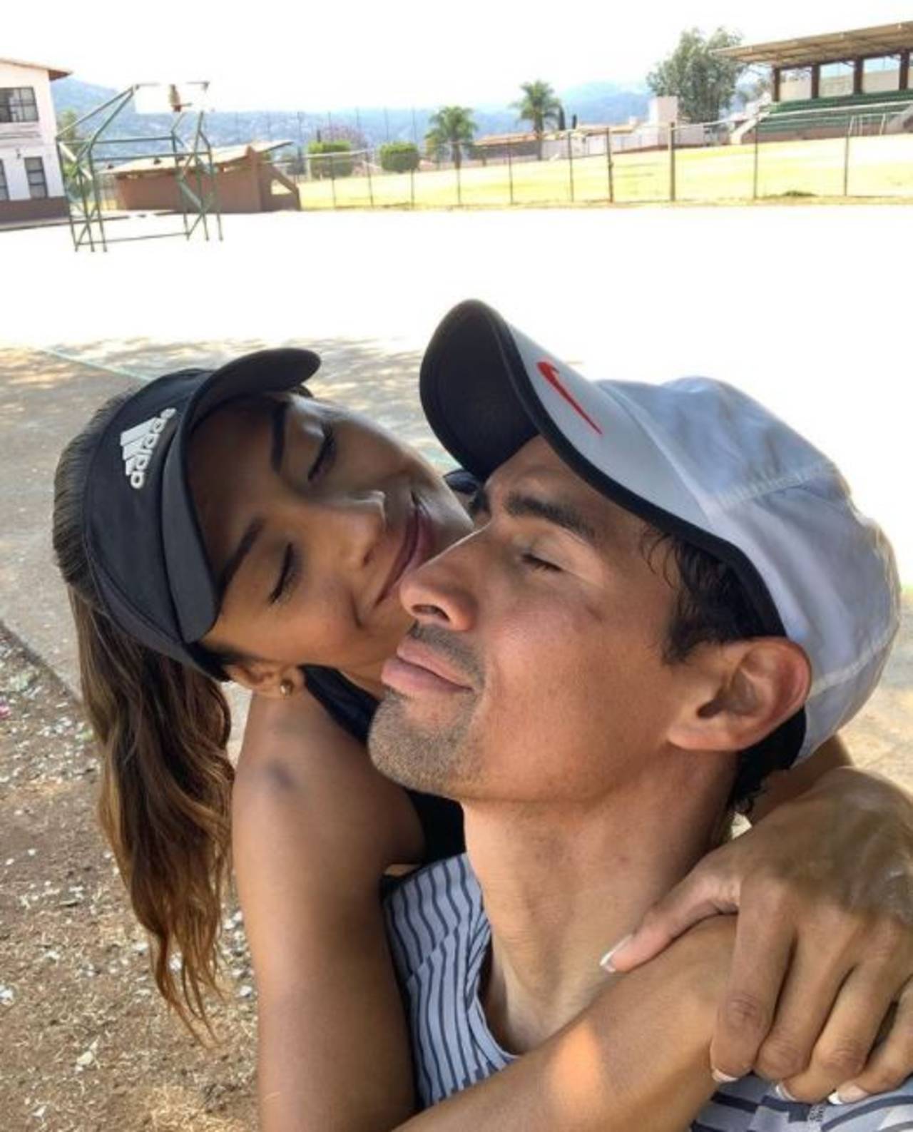 Mhoni Vidente Zudikey Pato Araujo bebés