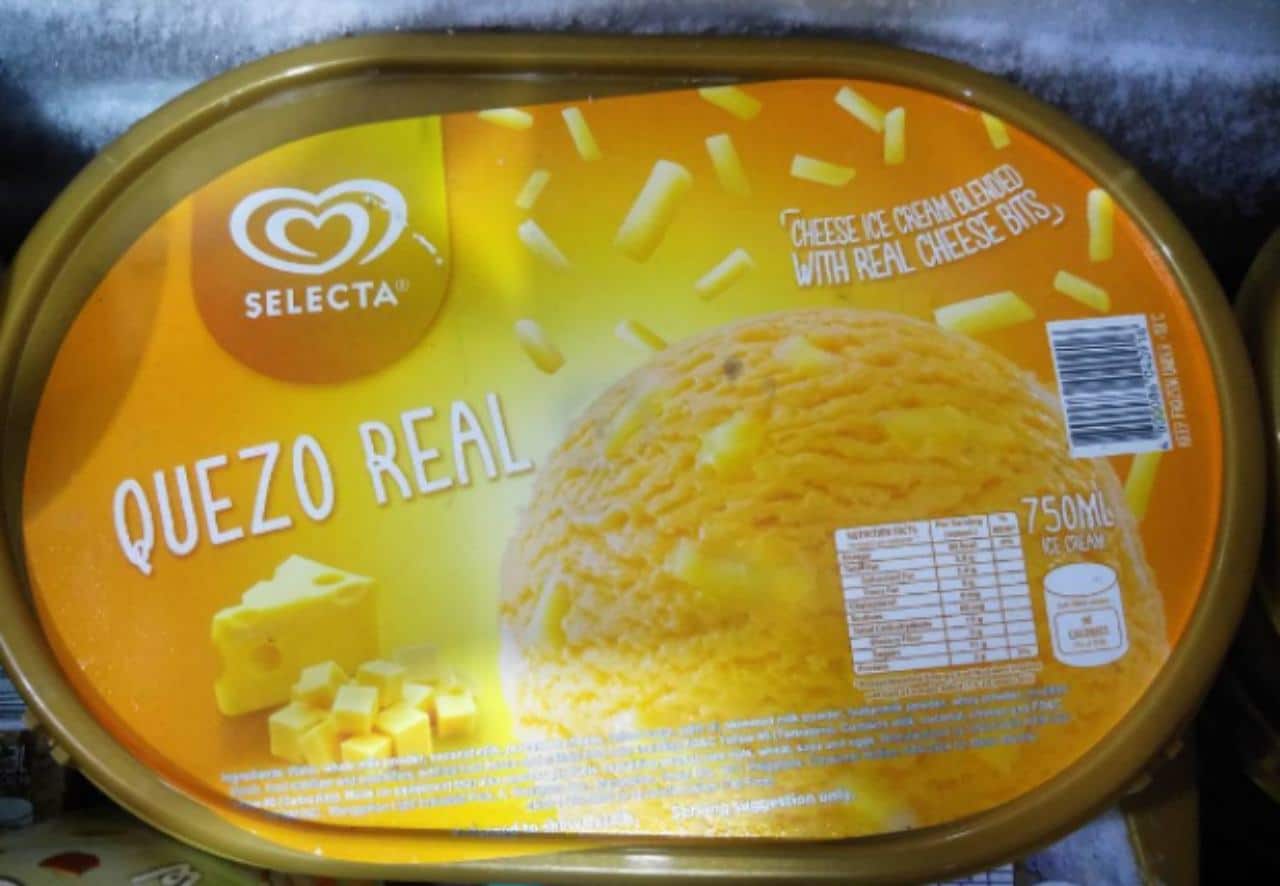 Helado de queso cheddar