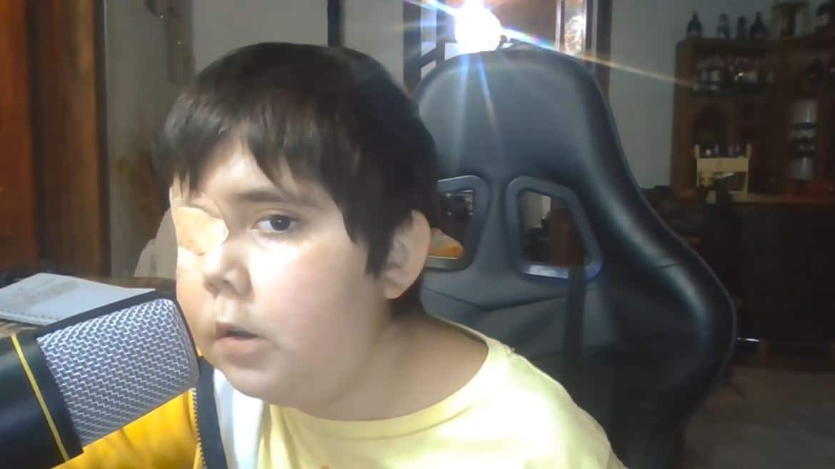Tomiii 11 niño con cáncer cerebral sueño youtuber