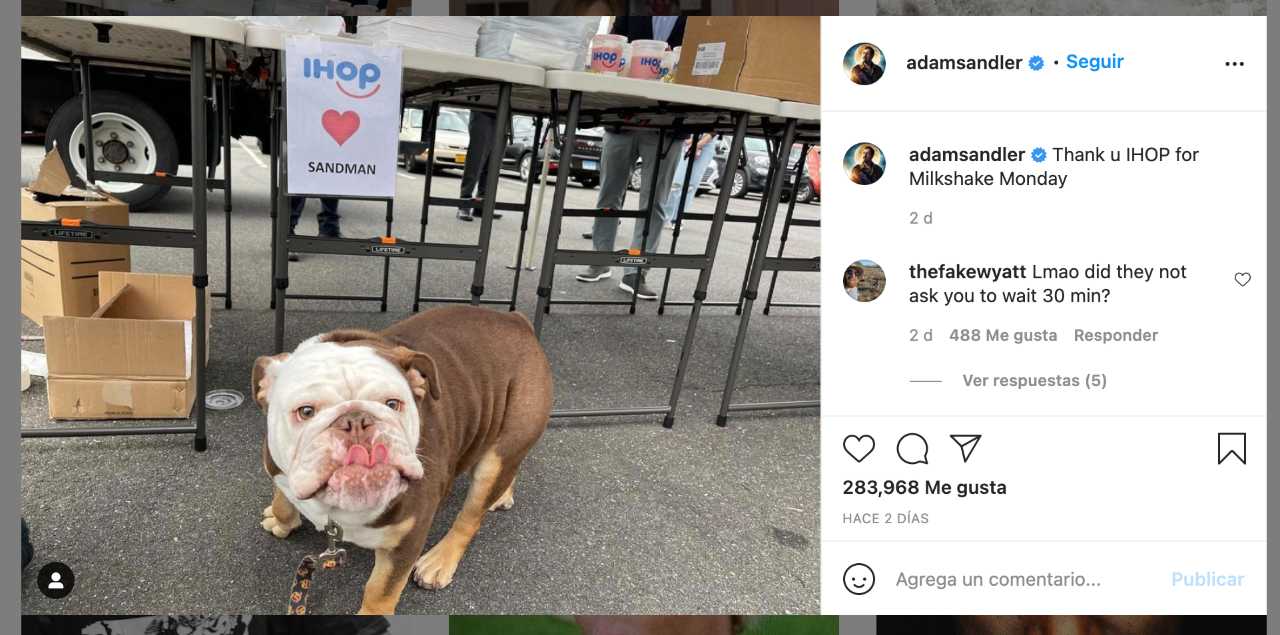 Adam Sandler se reencuentra con mesera que lo corrió