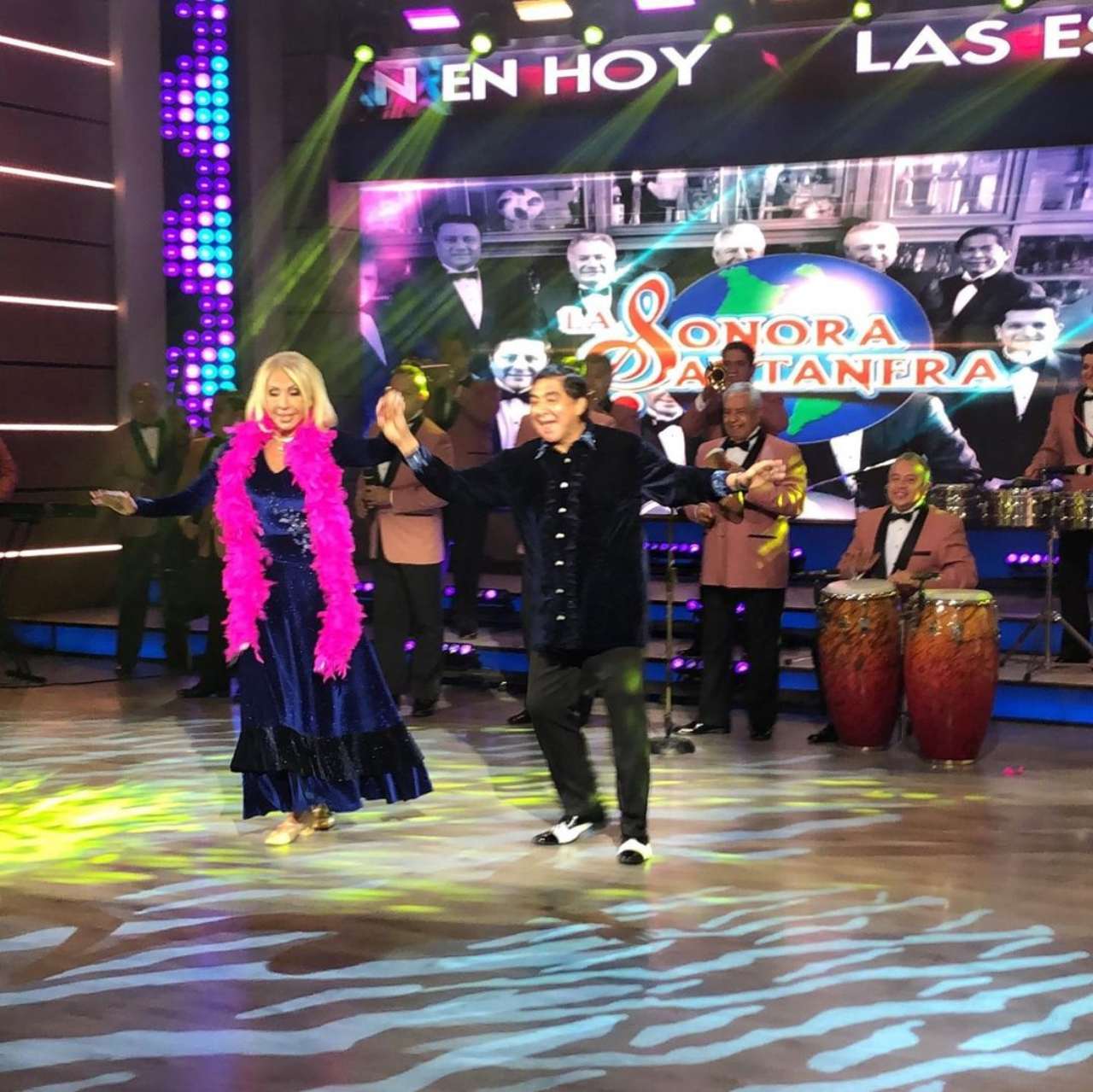 Laura Bozzo y Carlos Bonavides bailando