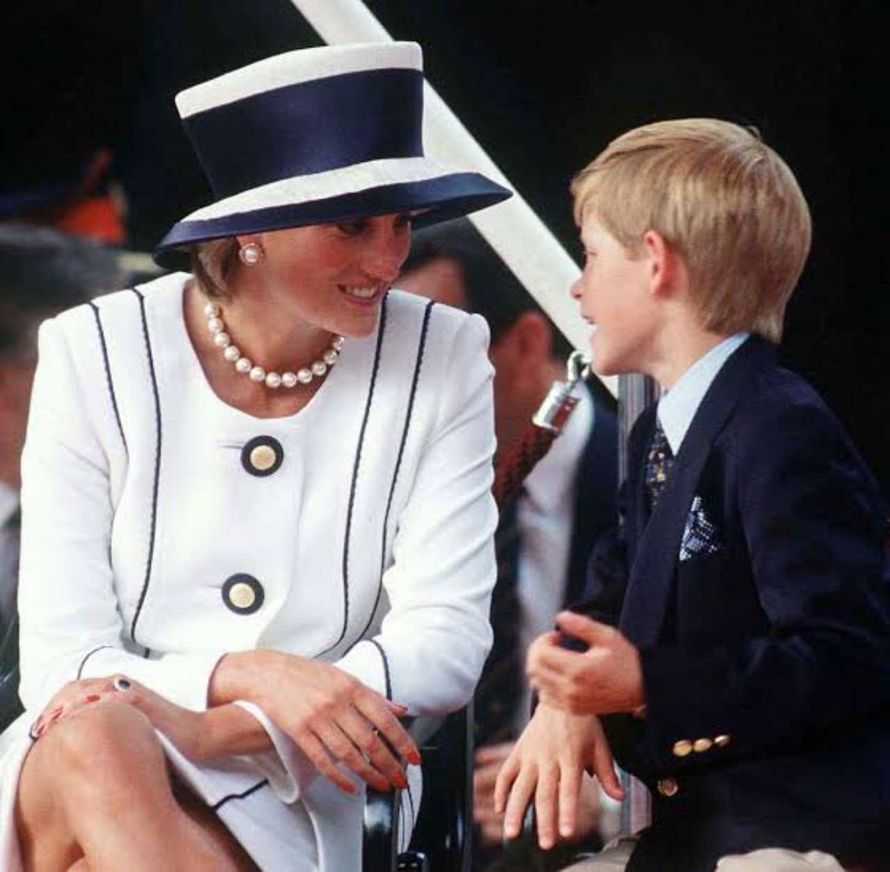 Harry adquirió mucha ira cuando murió la princesa Diana