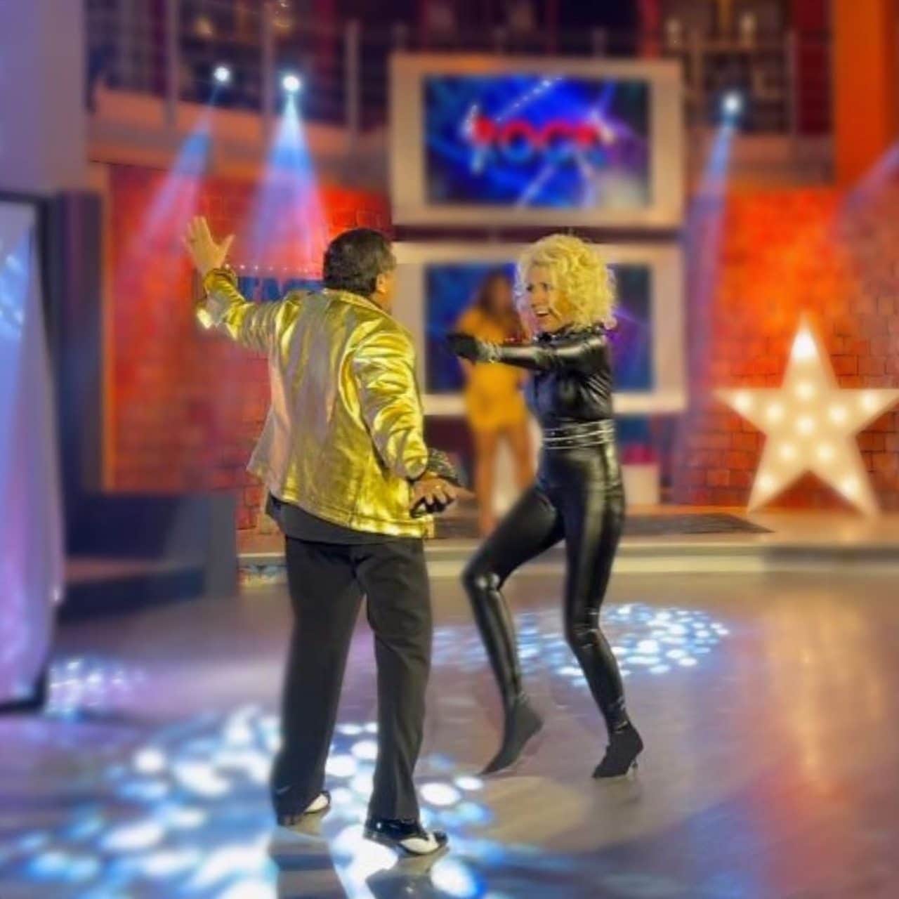 Laura Bozzo Carlos Bonavides bailando