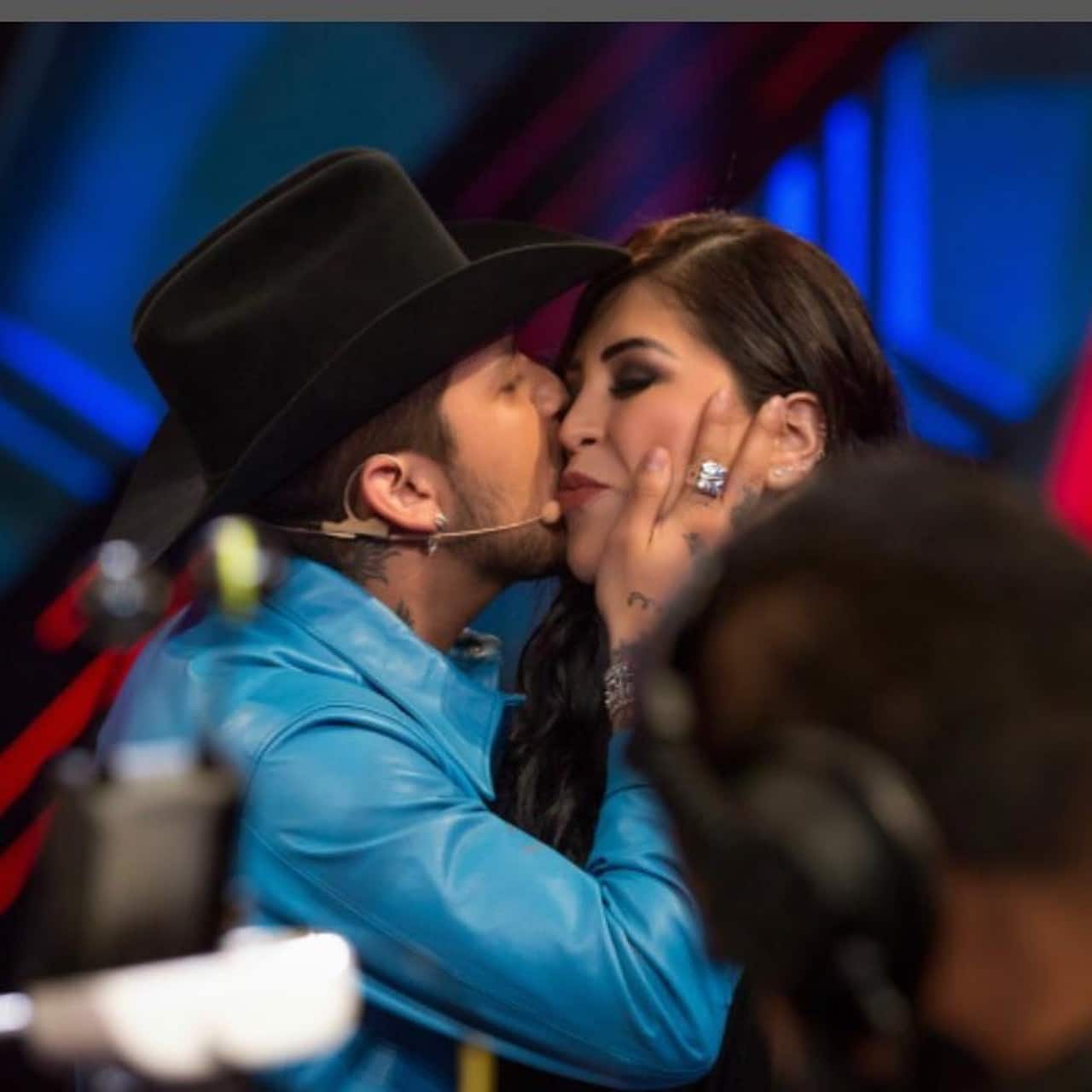 Silvia Cristina Nodal Mamá de Christian Nodal reacciona al compromiso del cantante con Belinda