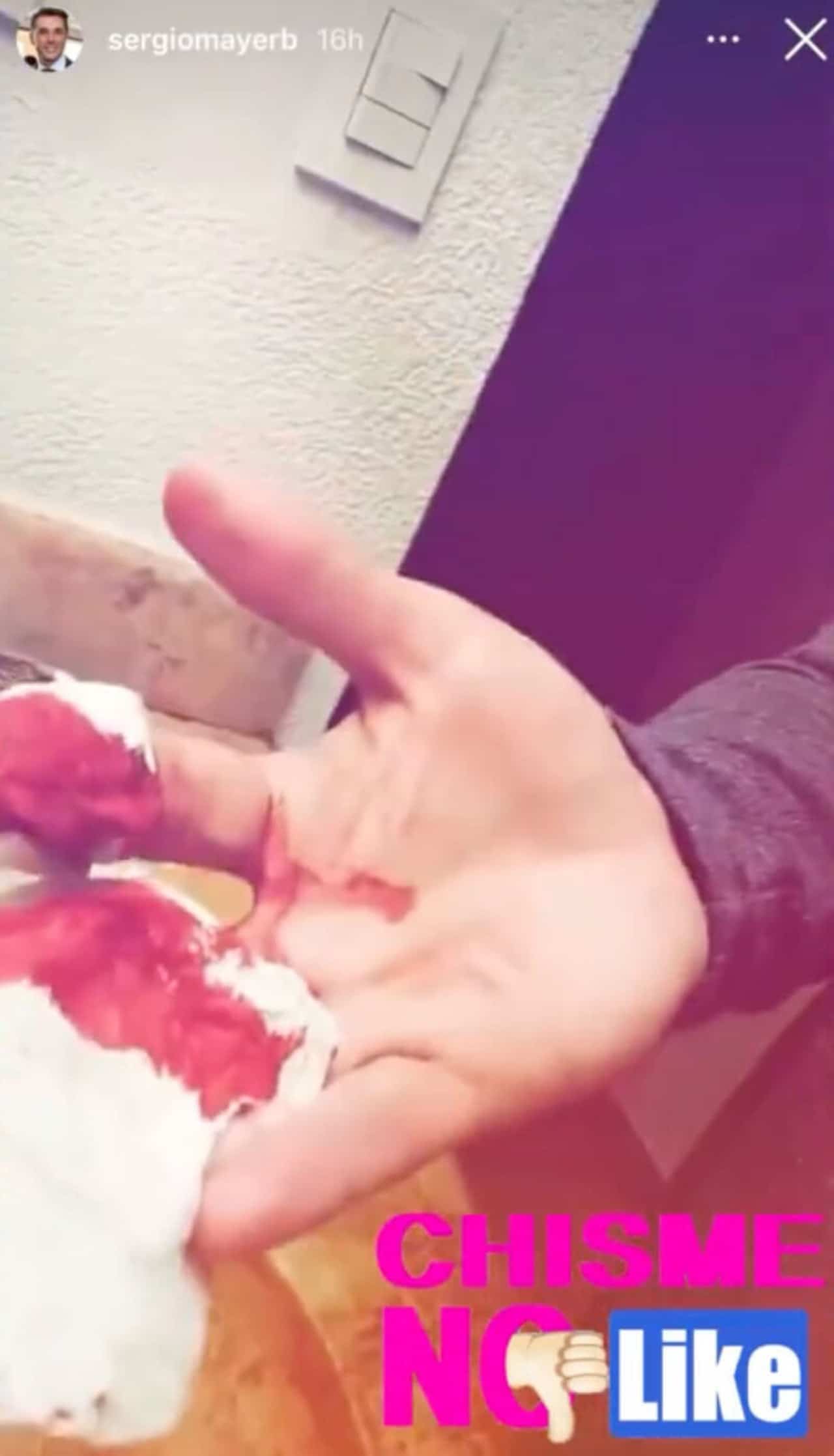 Su mano se cortó