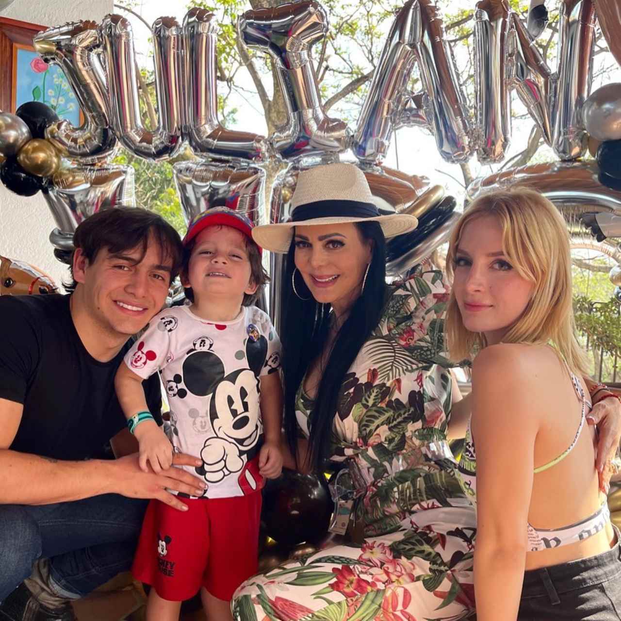 Familia de Maribel Guardia hijo
