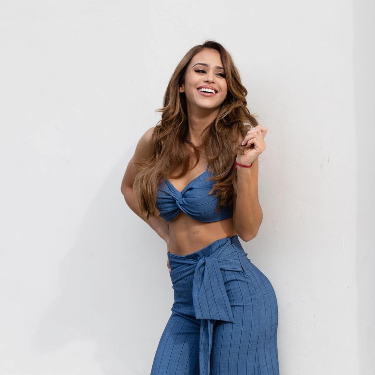 Modelo Yanet García OnlyFans dinero millonaria