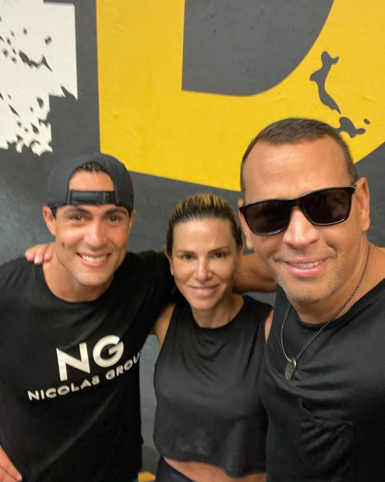 Alex Rodriguez sube foto con su exnovia