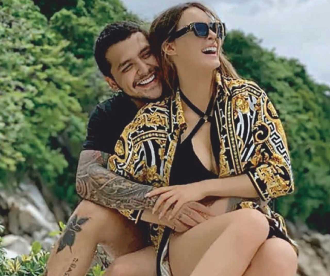Belinda y Nodal se casarían en agosto