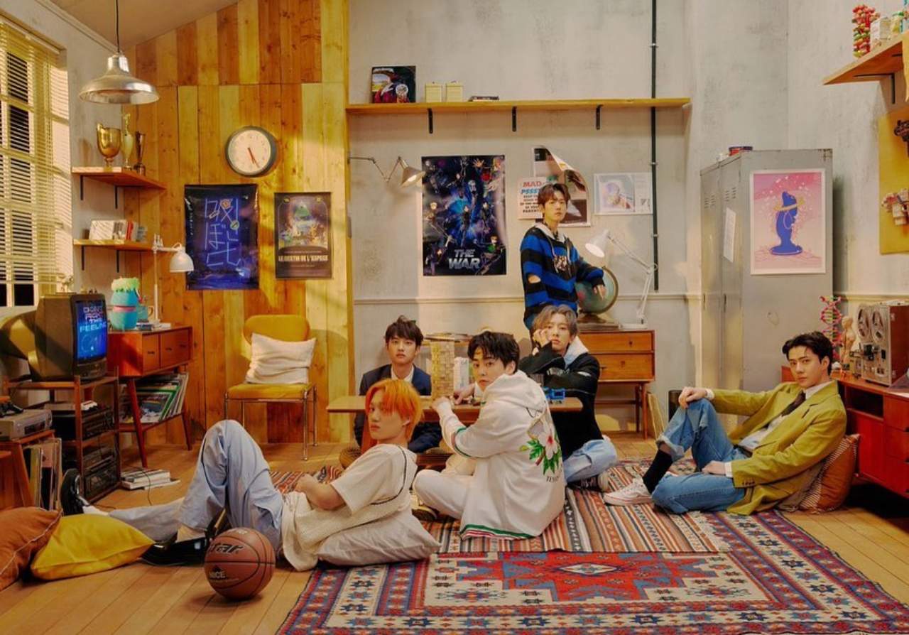 Dont Fight The Feeling EXO album
