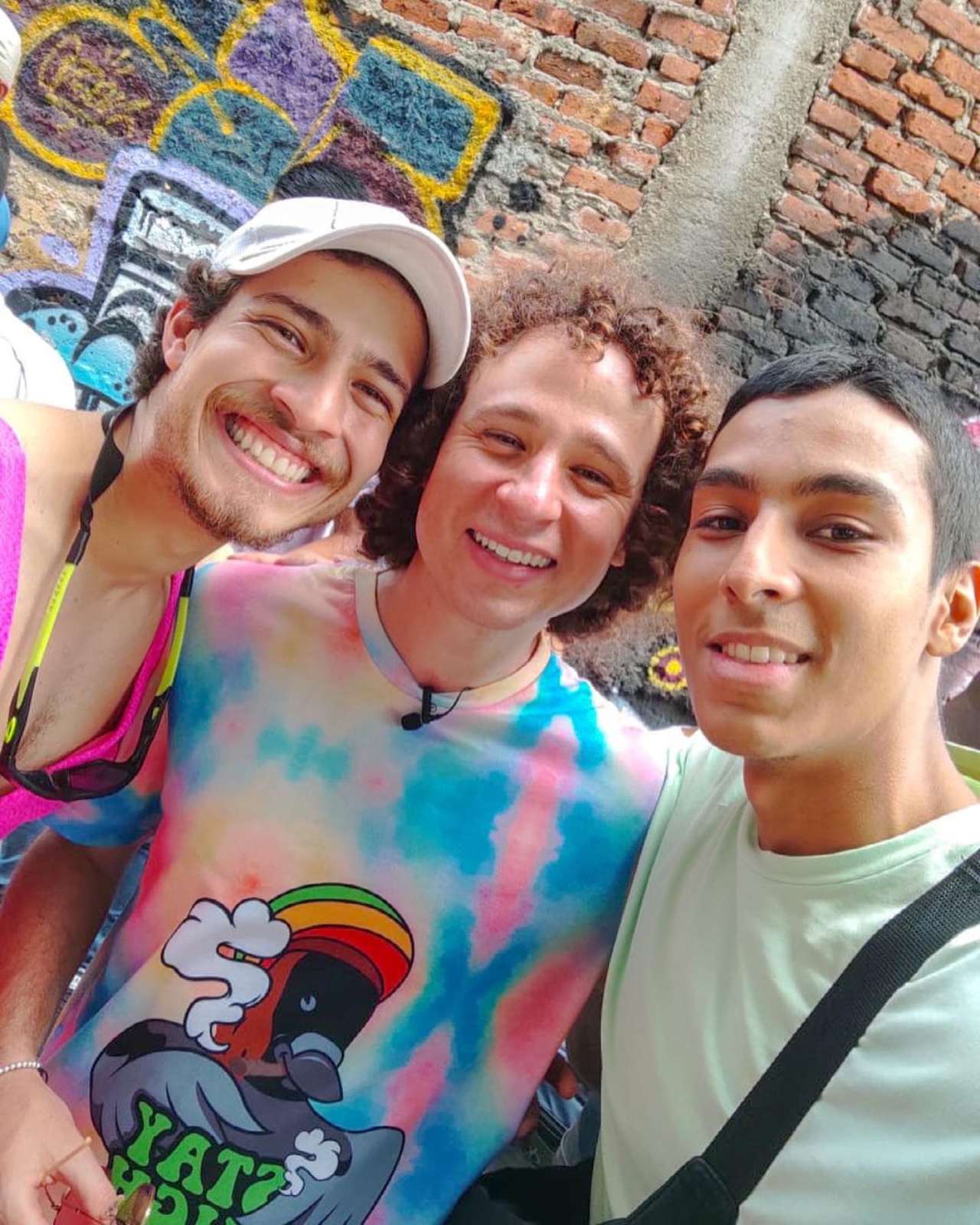El Traveler y Luisito Comunica