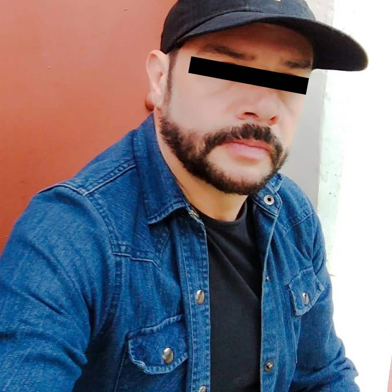 Hector Parra abusa hija Alexa Hoffman