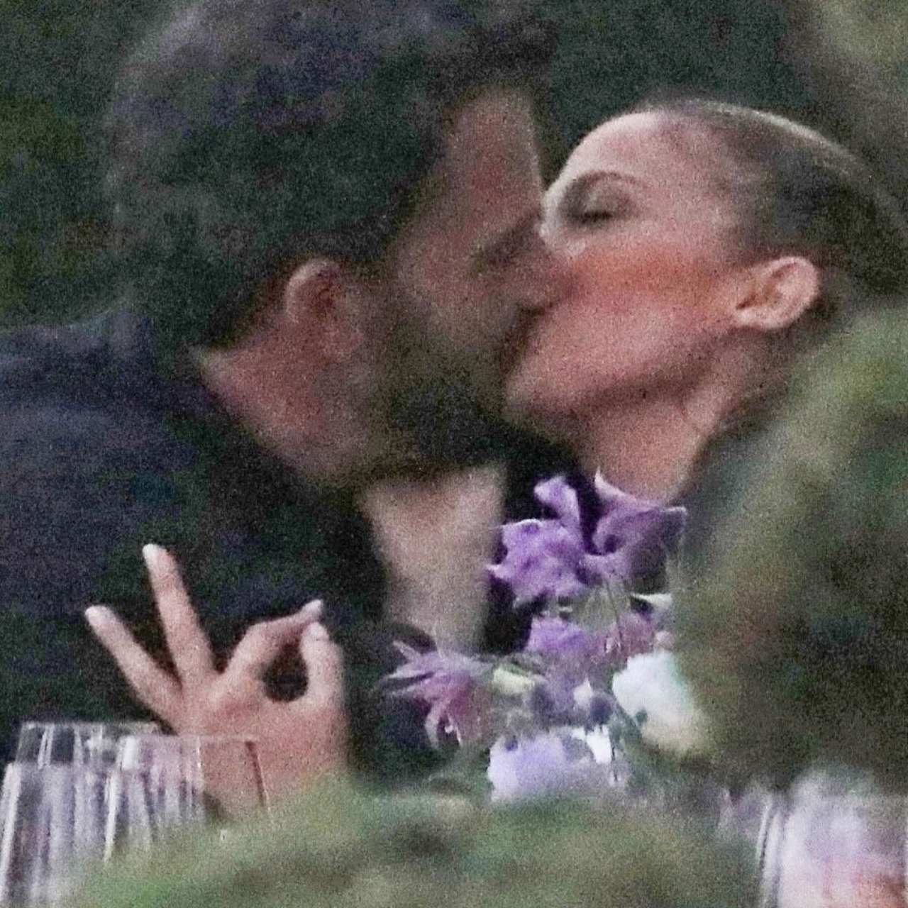 Beso Jennifer Lopez y Ben Affleck