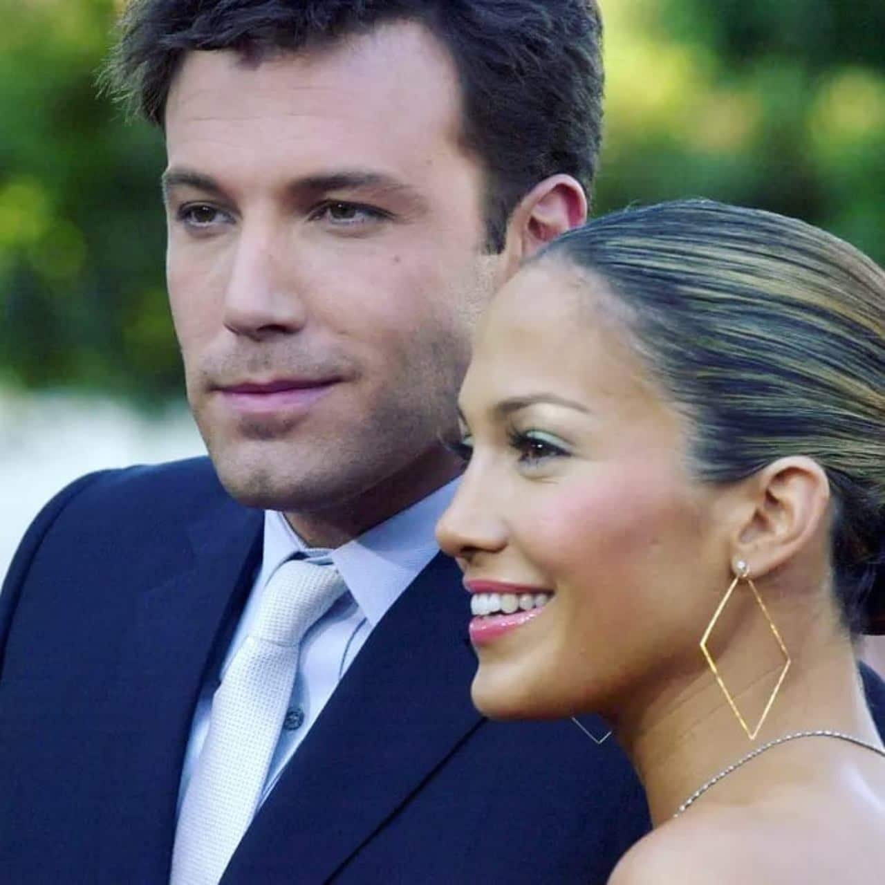 JLo y Ben Affleck se besan en publico