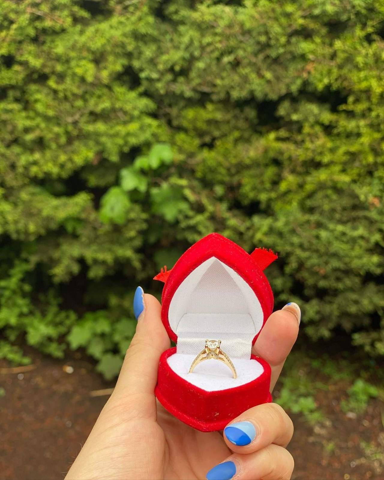 Benito Vecinos compromete novia nerea