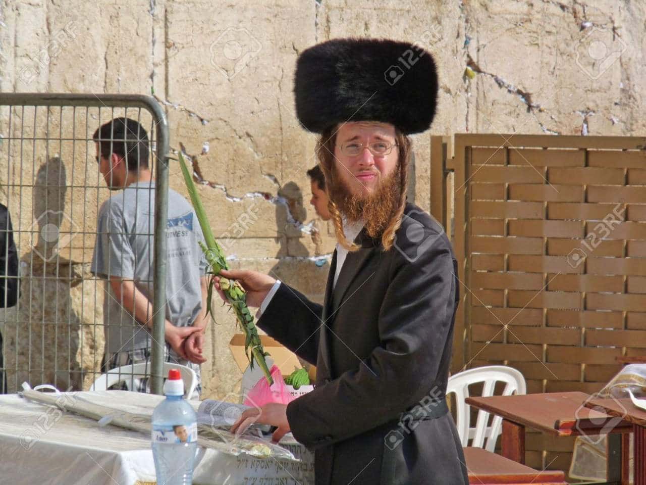 Sólo podrán usar pieles los judios ultraortodoxos