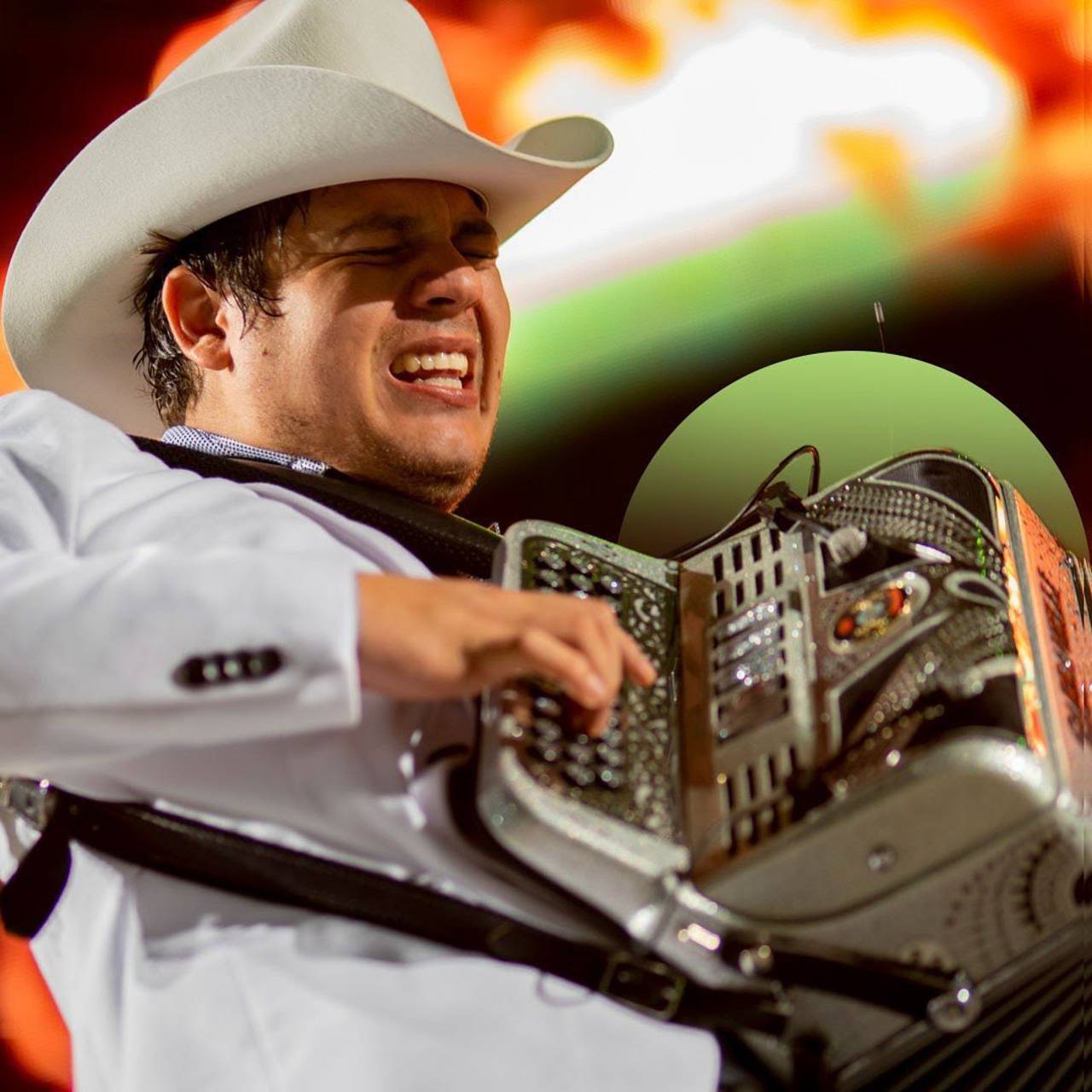 Remmy Valenzuela recibe denuncia tras golpear a su primo y su novia