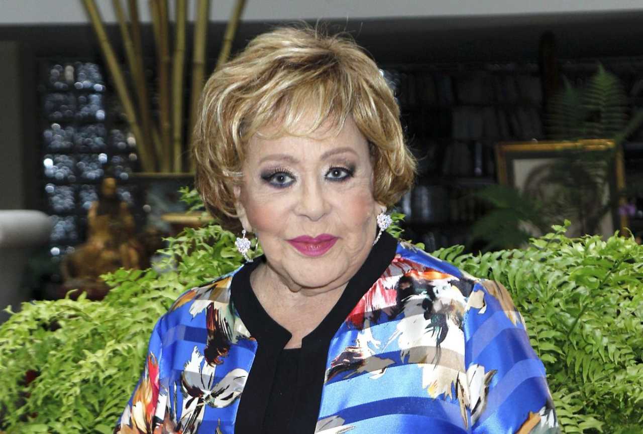 Usurpan identidad de Silvia Pinal