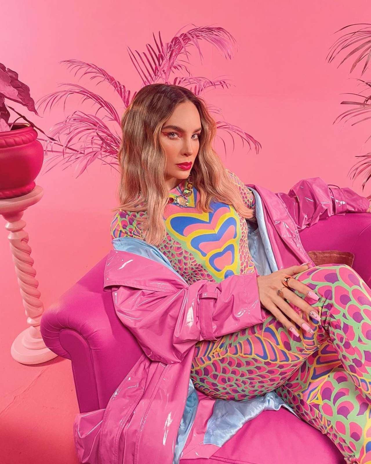 Belinda es nina de la escuela