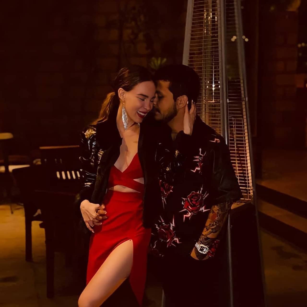 Estatura de Belinda y christian Nodal