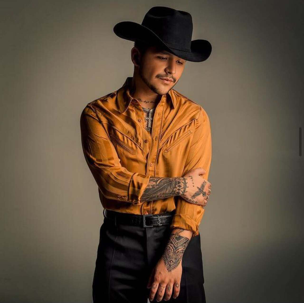 Christian Nodal le respondió