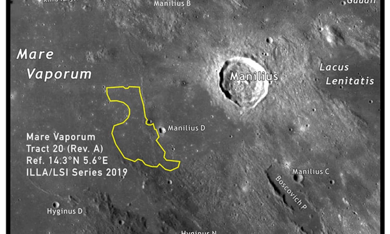 compra terreno en la luna y cree que lo estafaron