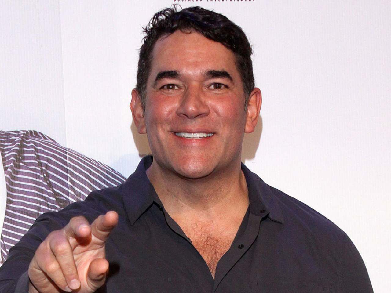 Eduardo Santamarina dice estar subido de peso