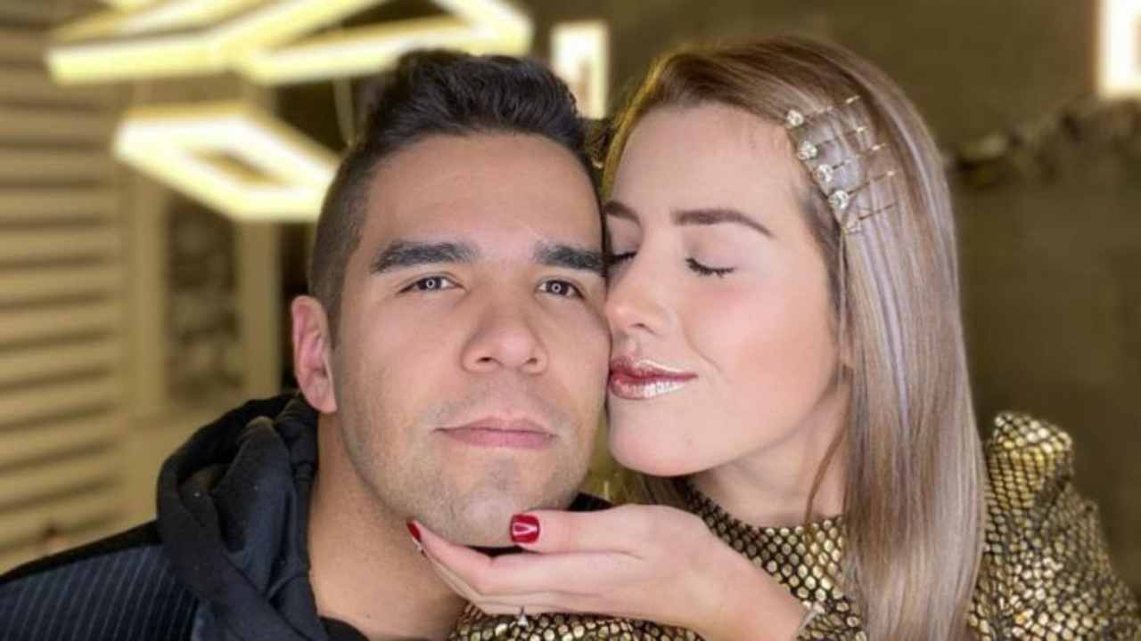 Emir Pabón y su esposa sufren accidente