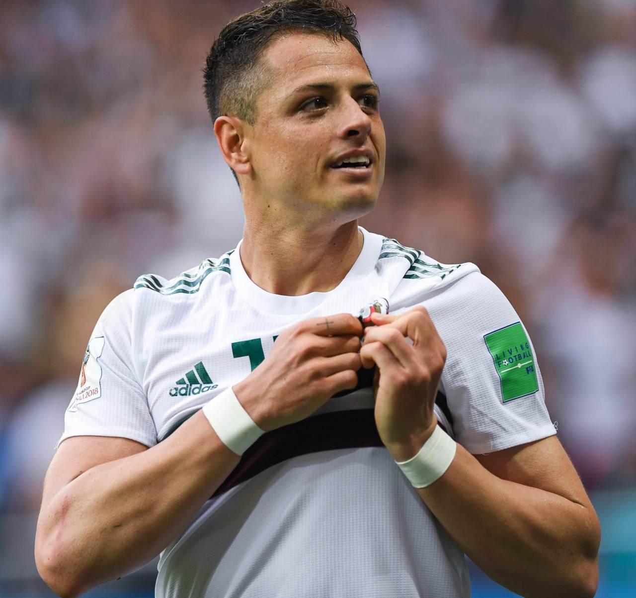 Chicharito Hernández es demandado