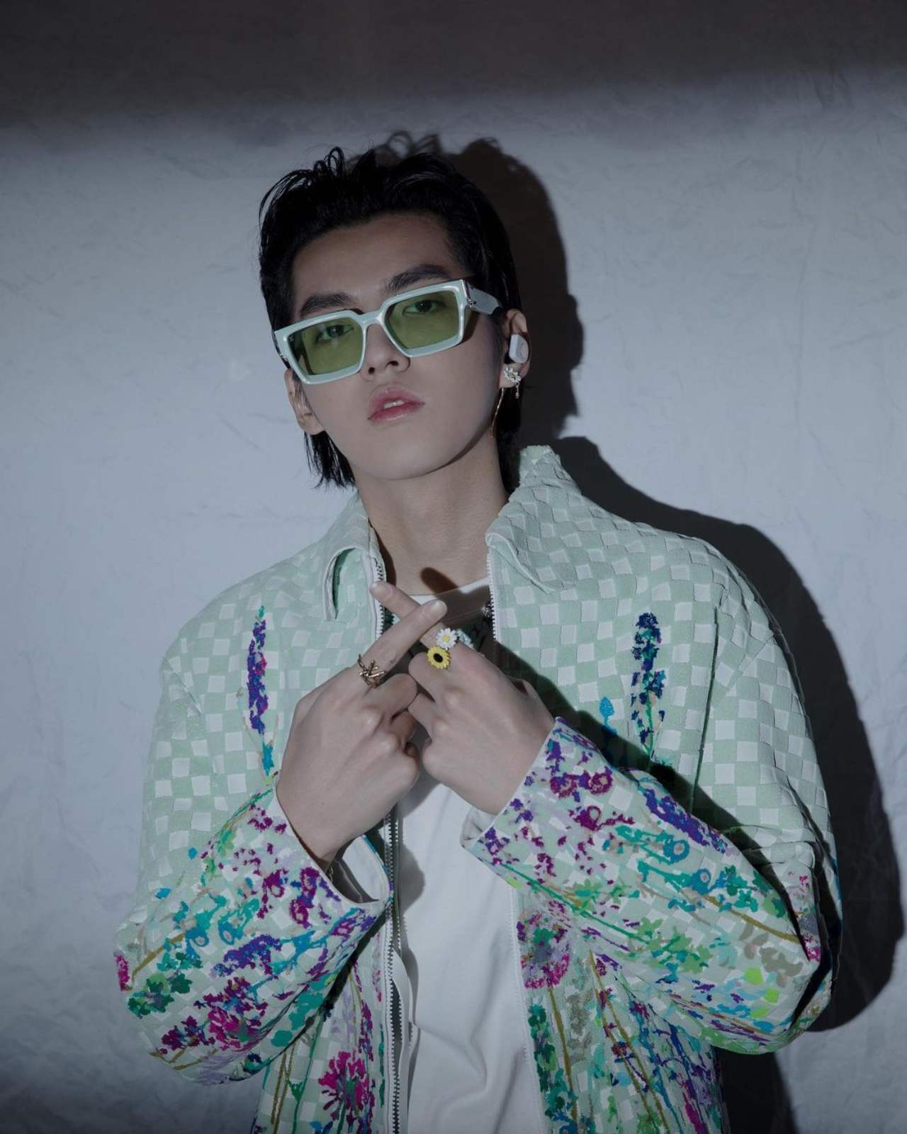 Kris Wu es acusado de abuso