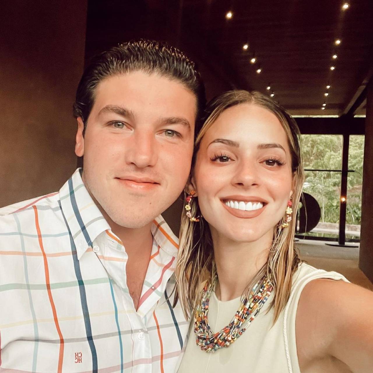 Influencer Mariana Rodríguez explota contra el INE tras multar a Samuel García