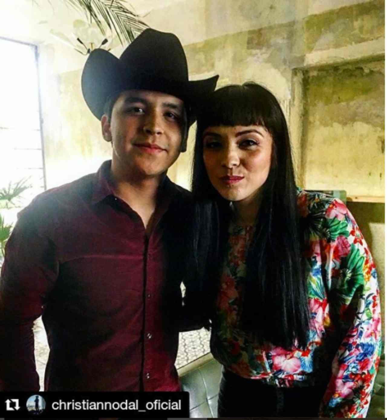 Christian Nodal y Mon Laferte