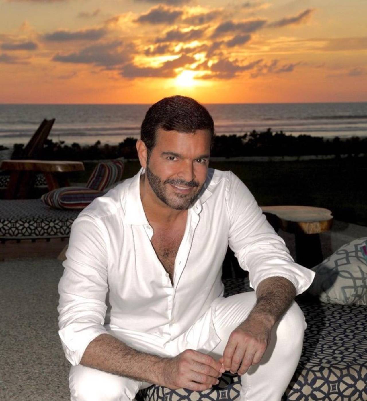 Pablo Montero protagoniza pelea con su ex por el comedor