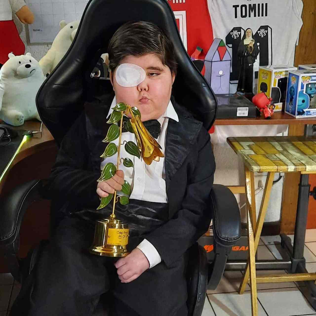 El pequeño Tomiii se encuentra delicado