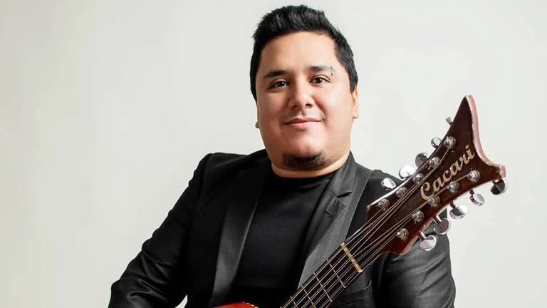 ser querido luto Christian Nodal