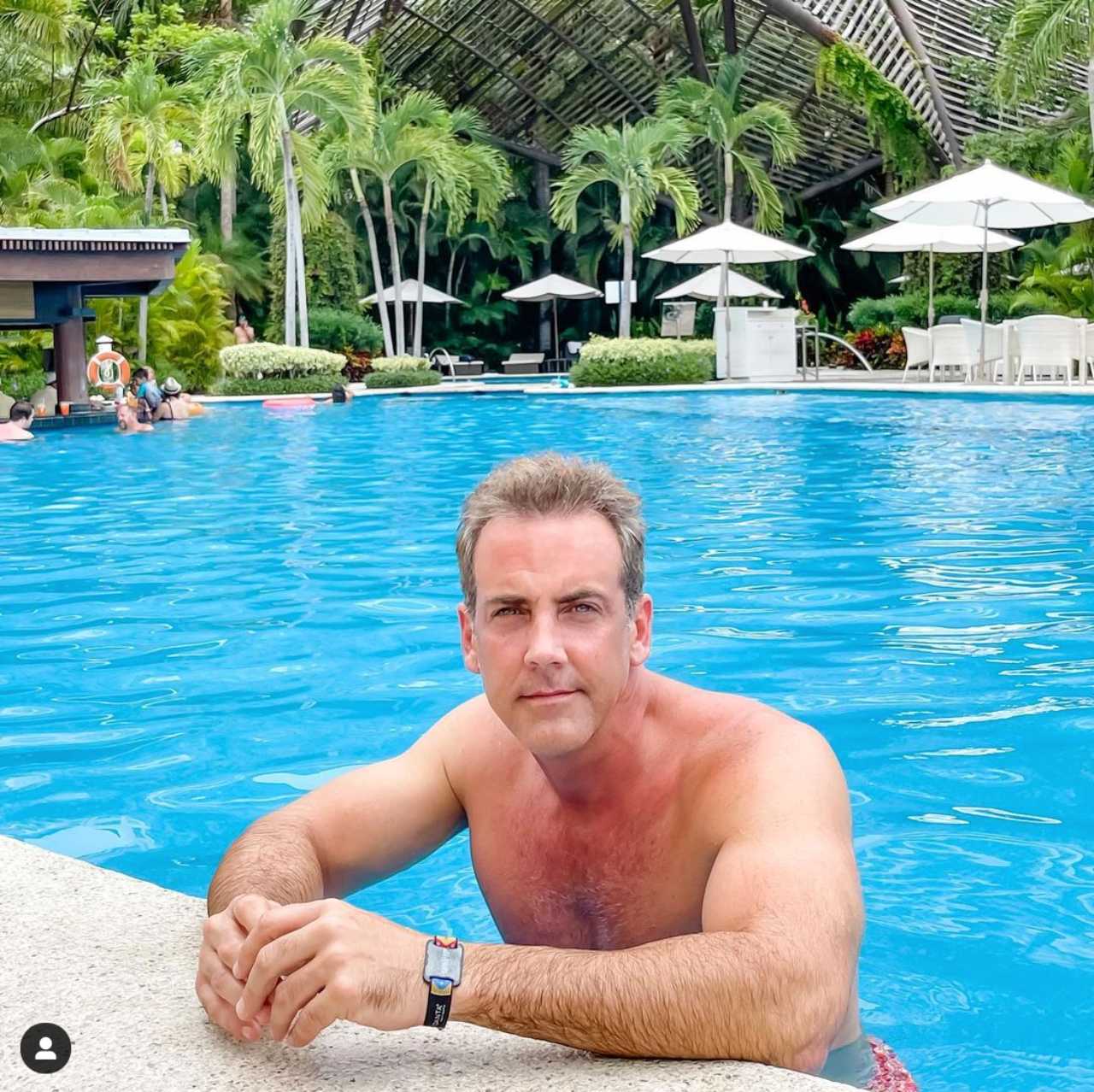 Carlos Ponce asegura que tuvo romance con La Chilindrina