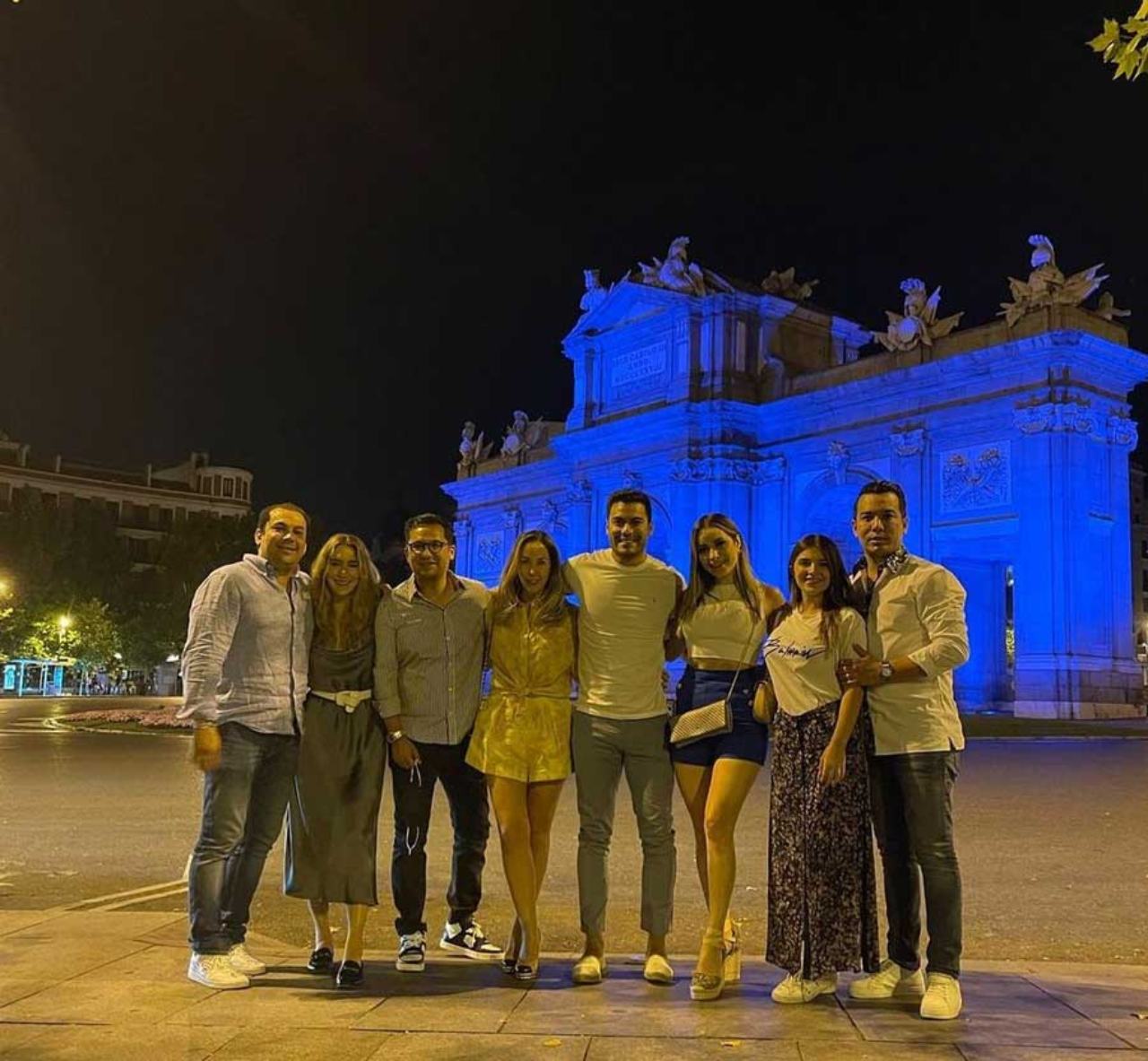 carlos Rivera Cynthia Rodriguez en Europa