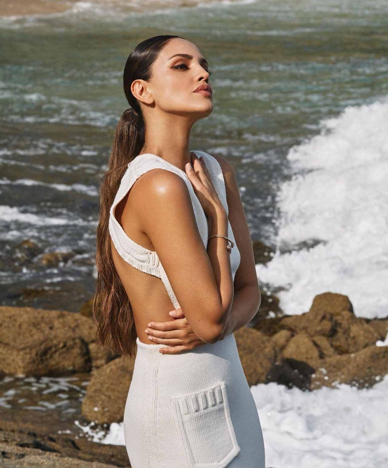 Eiza metida en una bronca