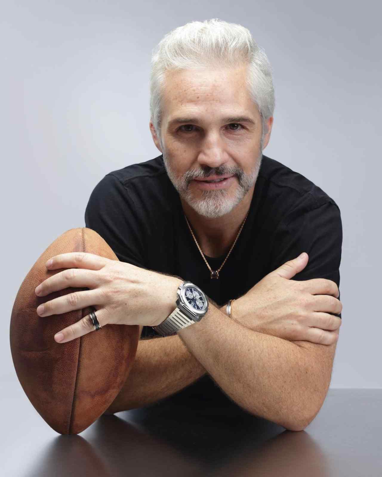 Juan Pablo Medina limpia brujeria