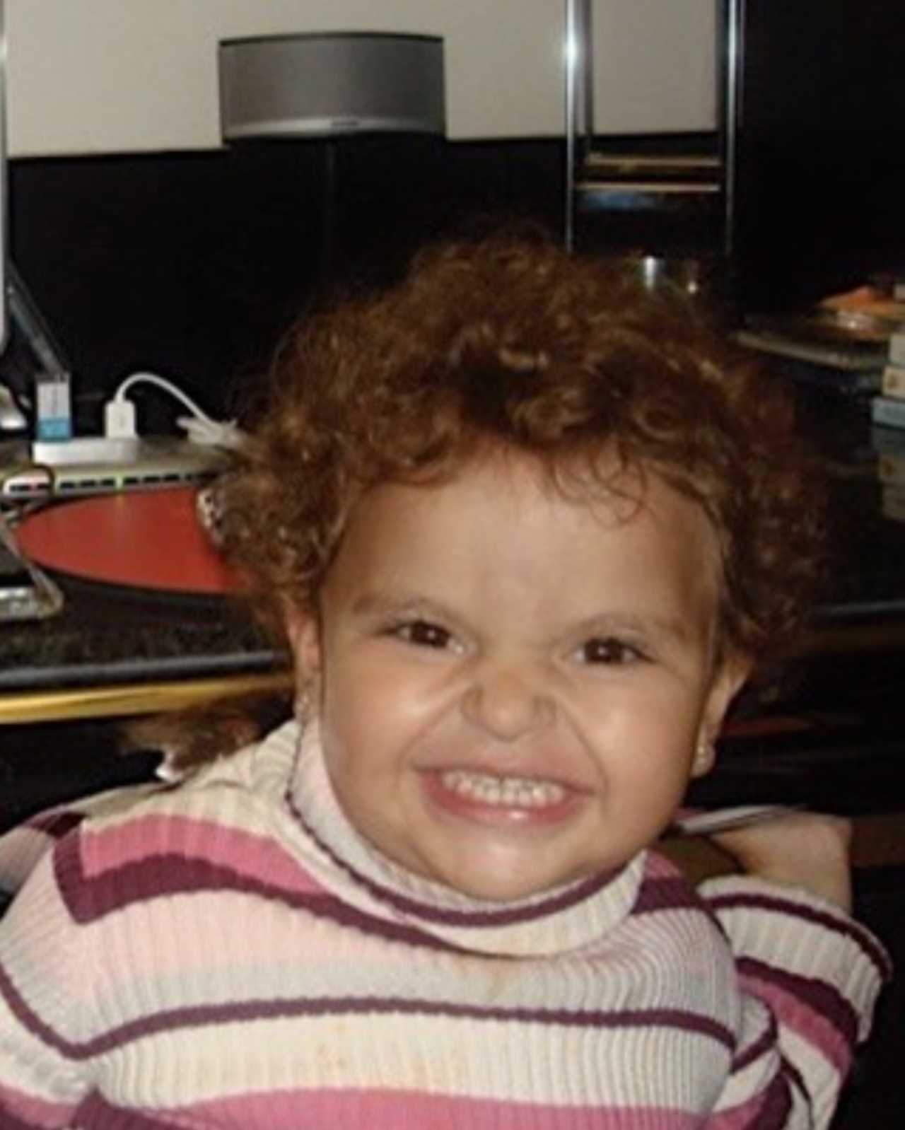 Lucero Mijares de niña