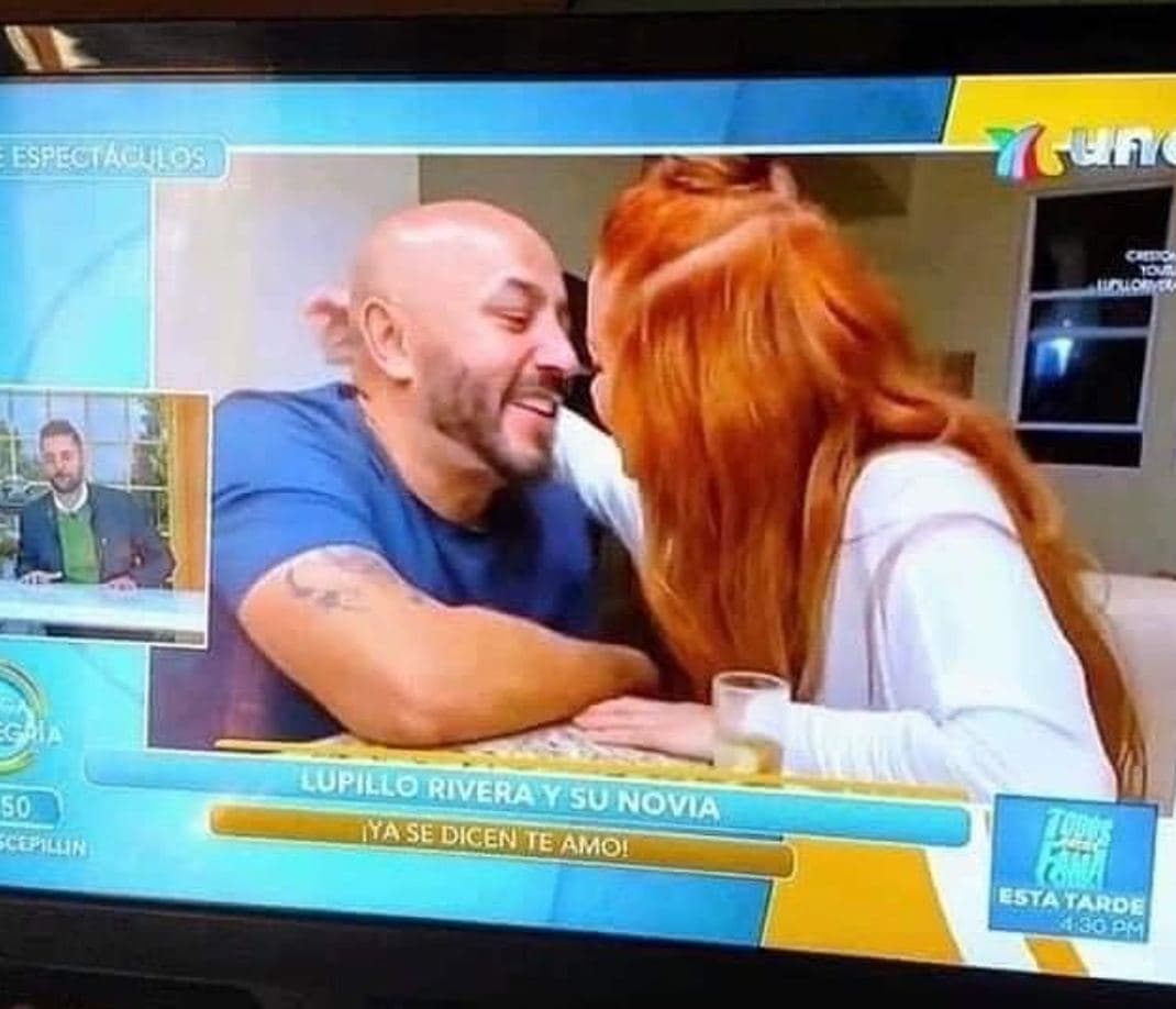 Lupillo Rivera con su novia 