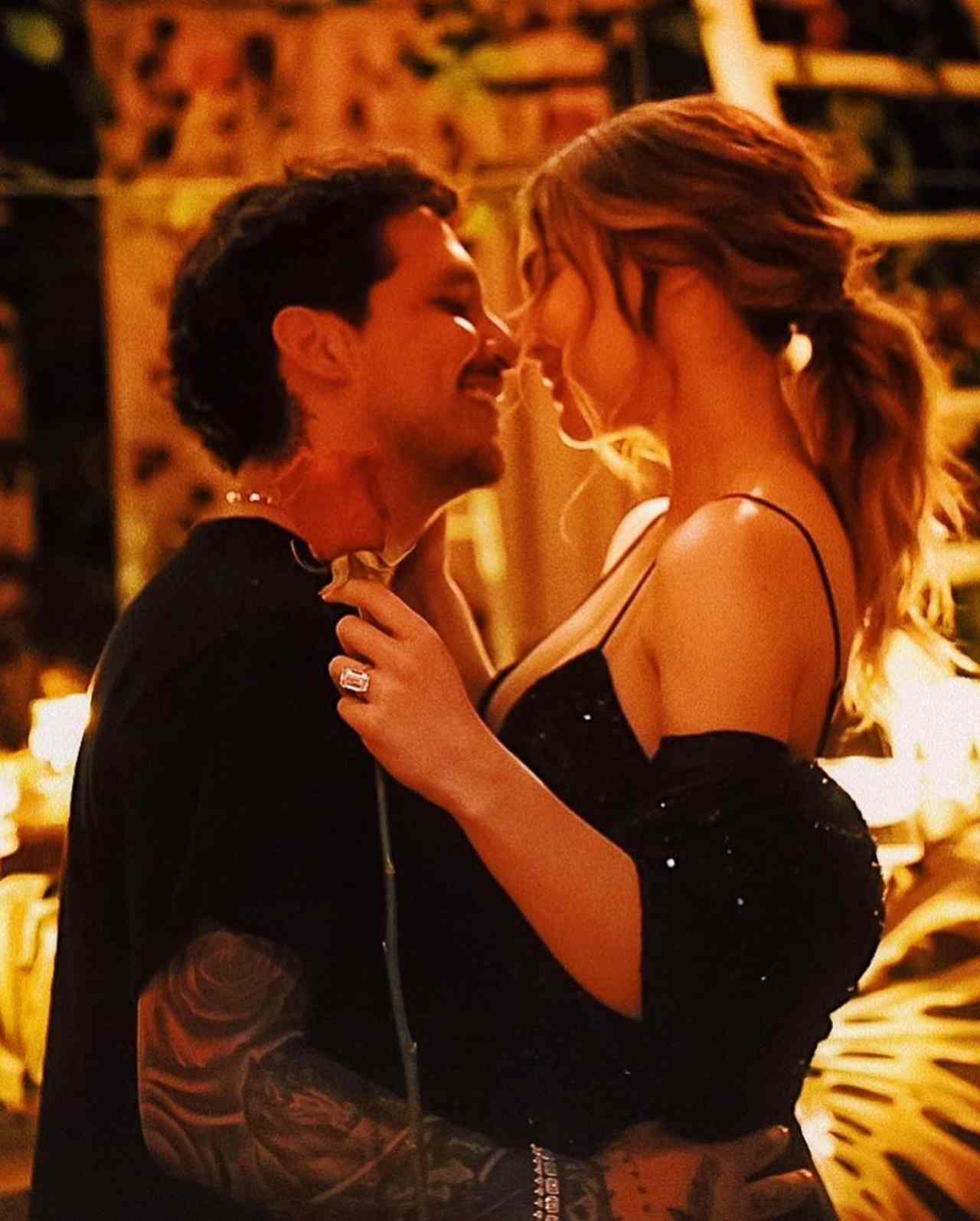 Christian Nodal Belinda