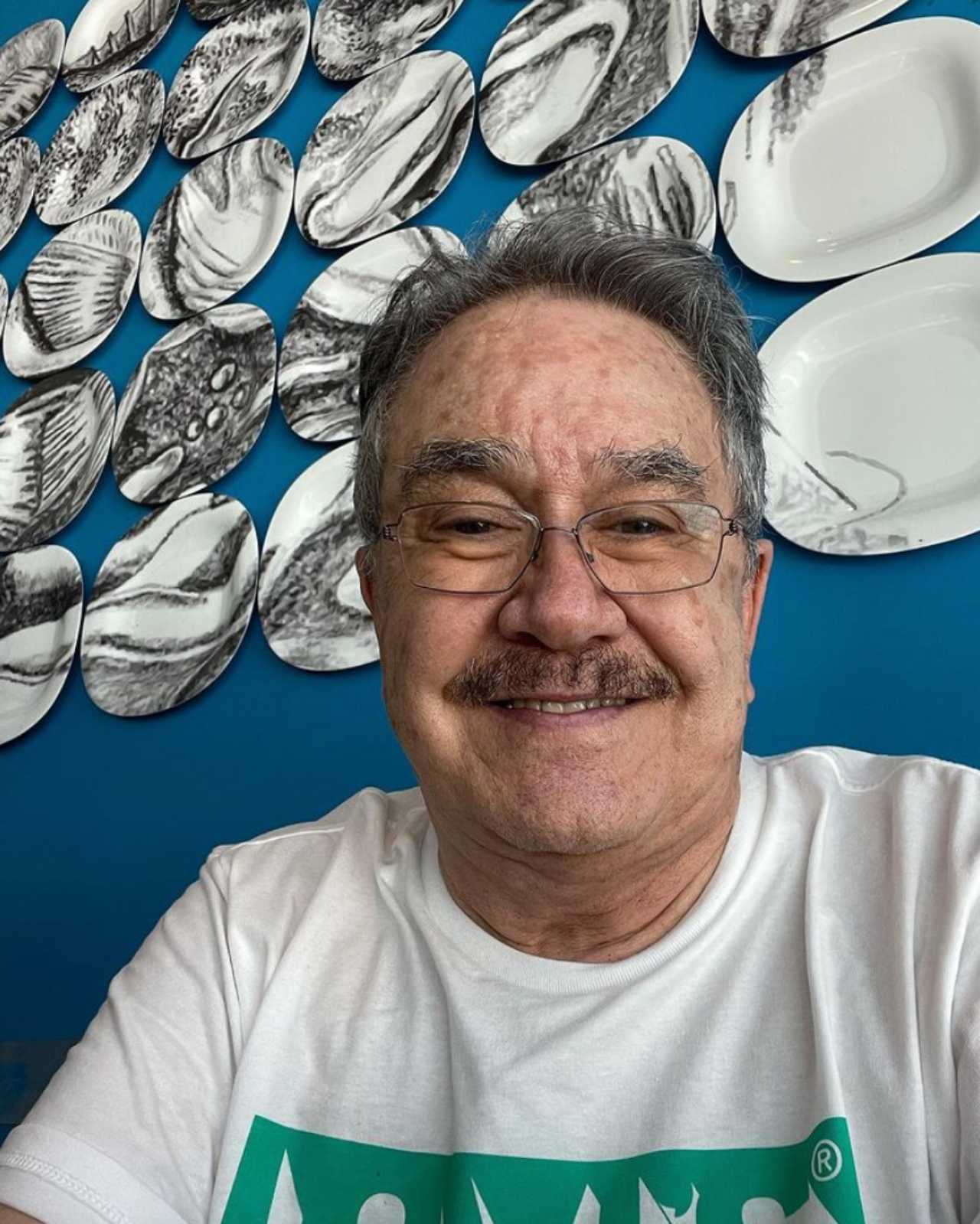 Pedro Sola tiene Covid-19