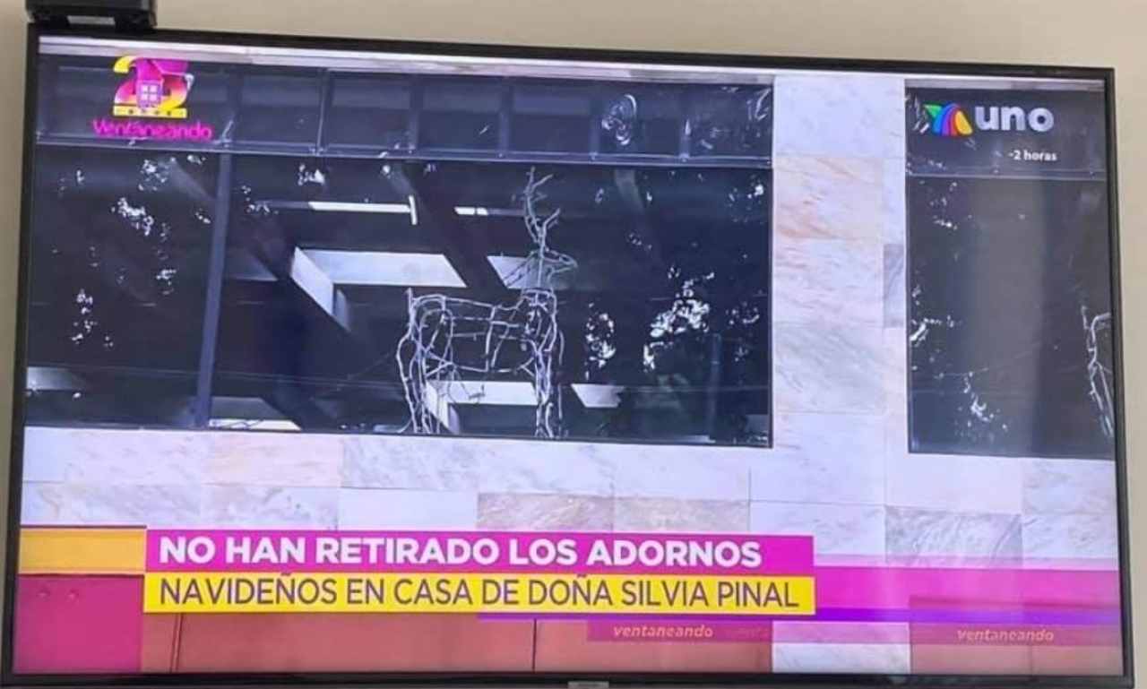 Silvia Pinal no ha quitado adornos navideños