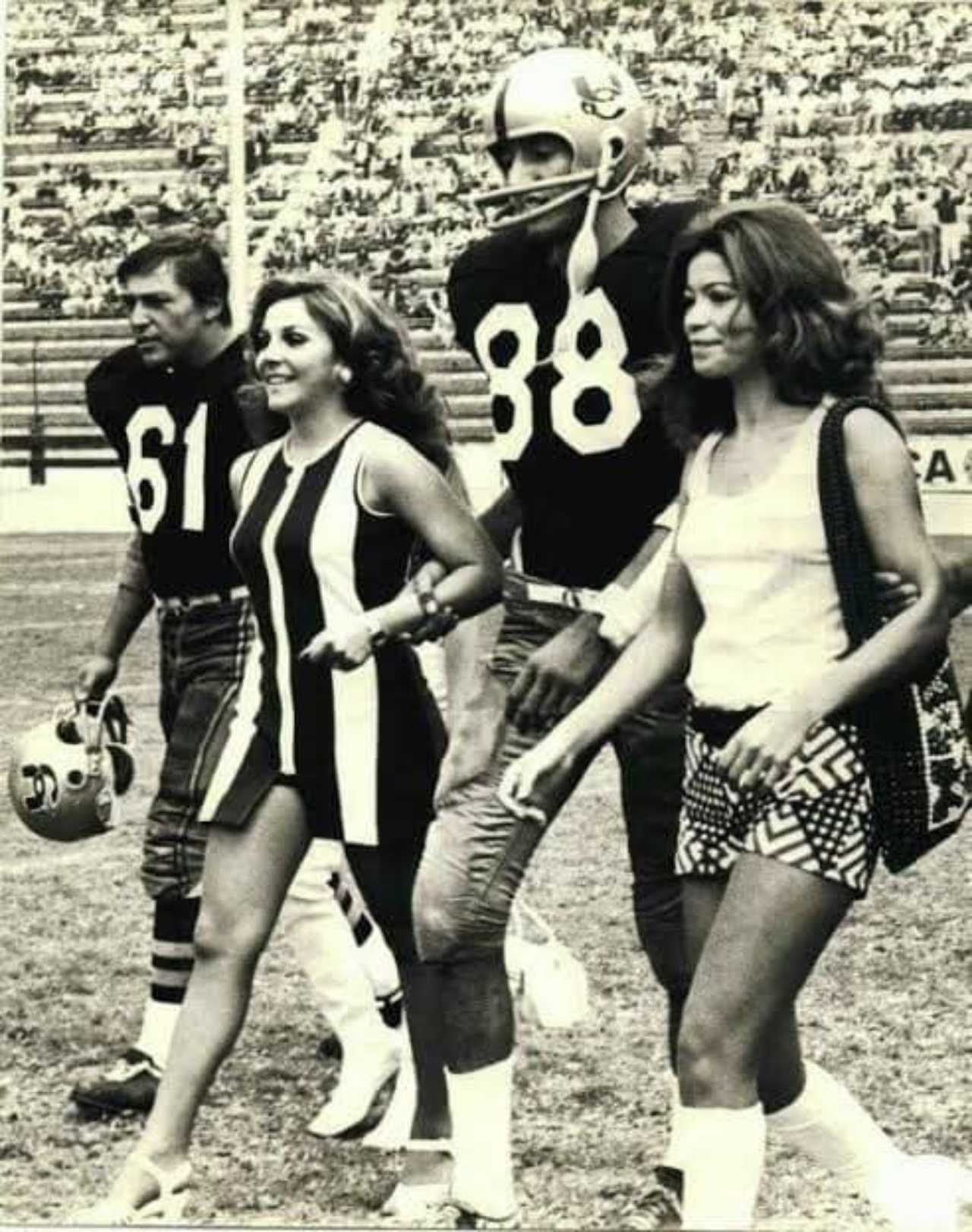Verónica Castro joven estudiante de la UNAM