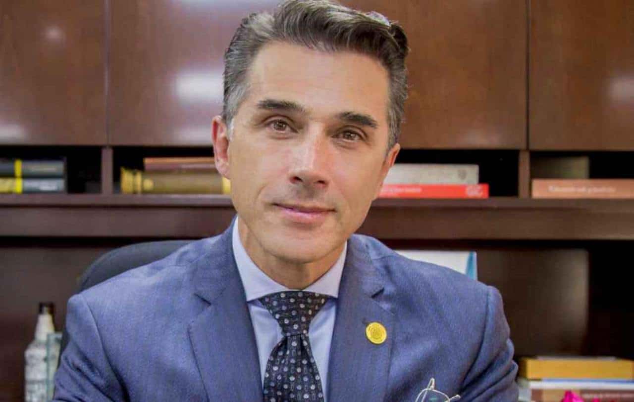 Sergio Mayer hospitalizado